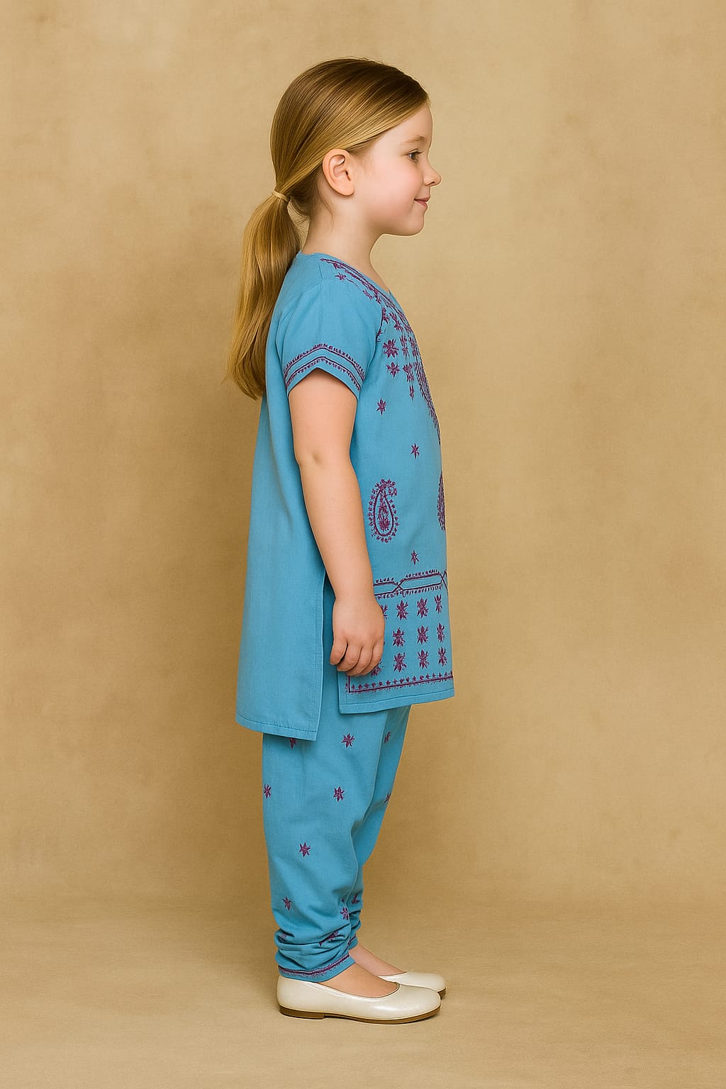 Silakaari Anarya Blue-Pink Pure Cotton Lucknowi ChikanKari Kurti Pant With Dupatta Set For Girls
