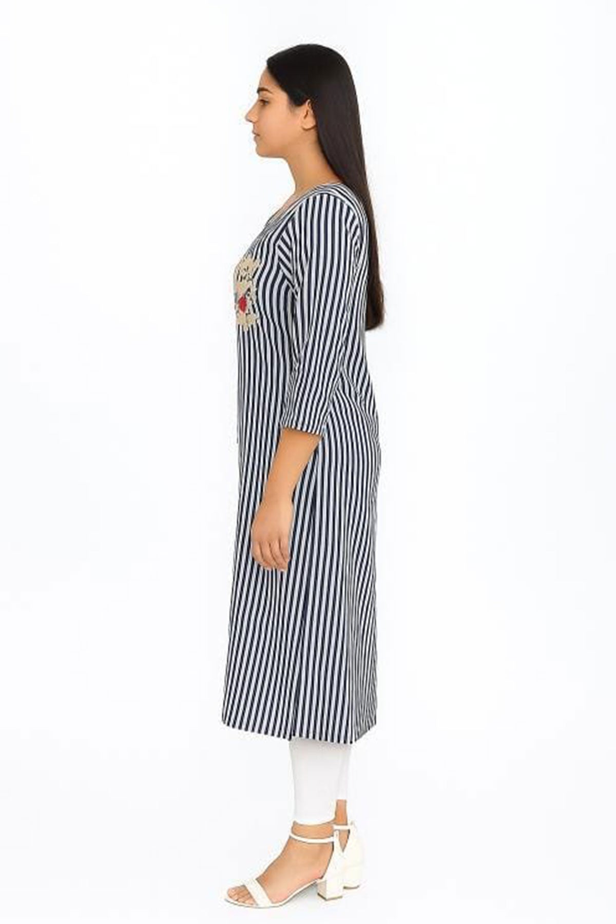 Silakaari Irsa Black-White Lining Rayon Gota Patti Long Kurti
