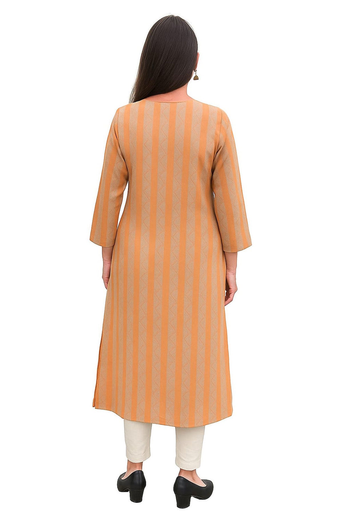 Silakaari Lutfiyah Peach Embroidered Rayon Long Kurti