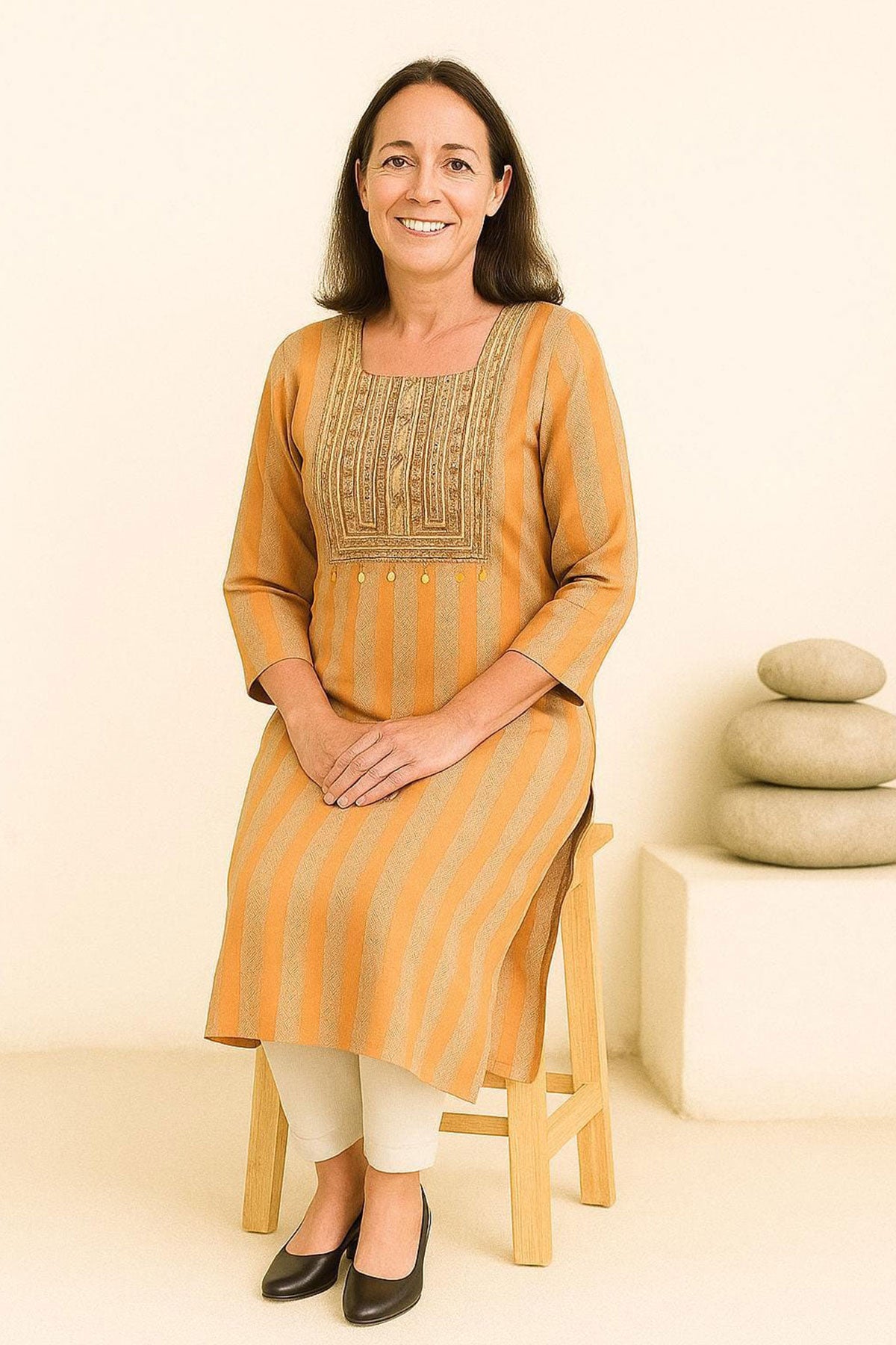 Silakaari Lutfiyah Peach Embroidered Rayon Long Kurti