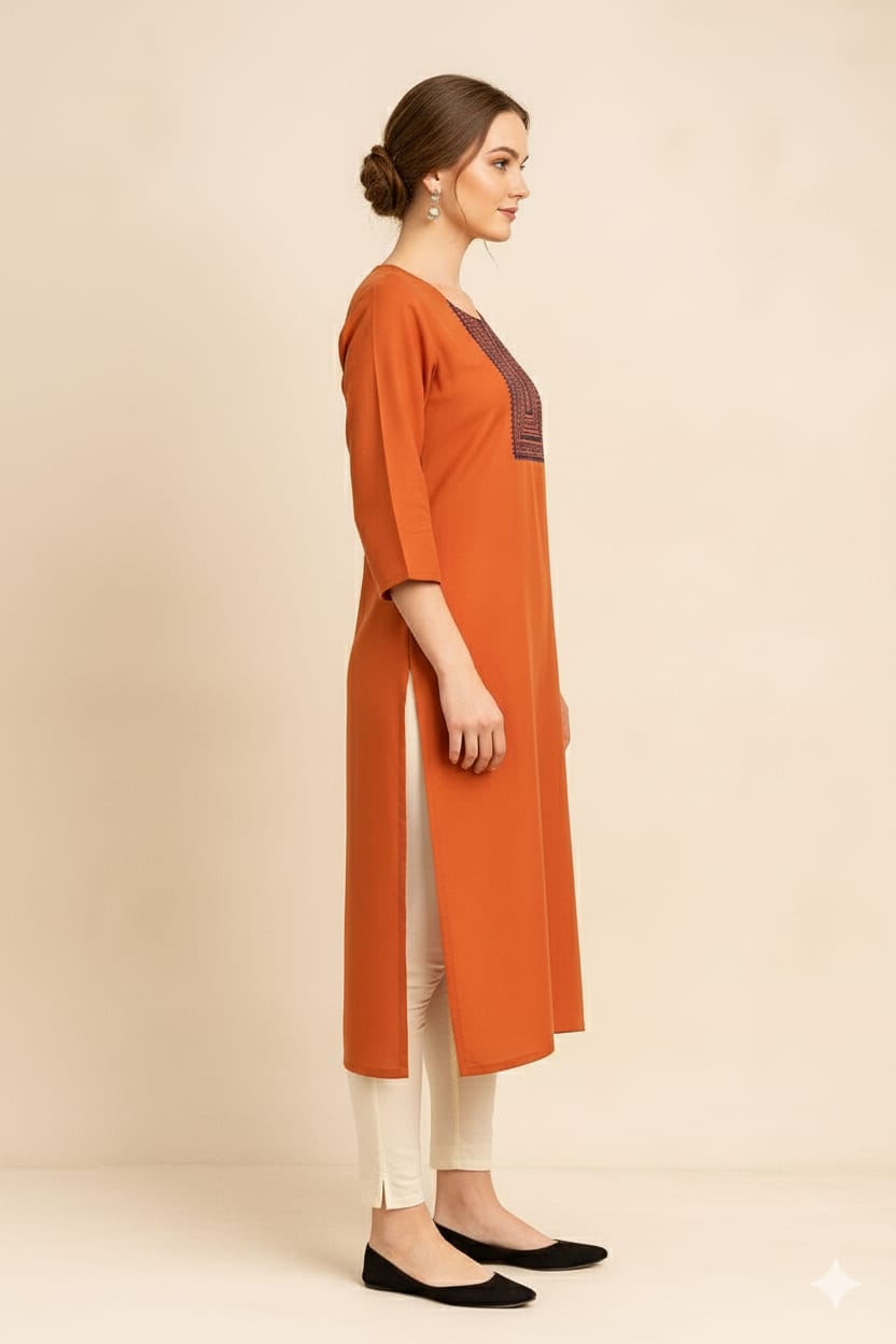 Silakaari Hania Embroidered Carrot Regular Long Kurti