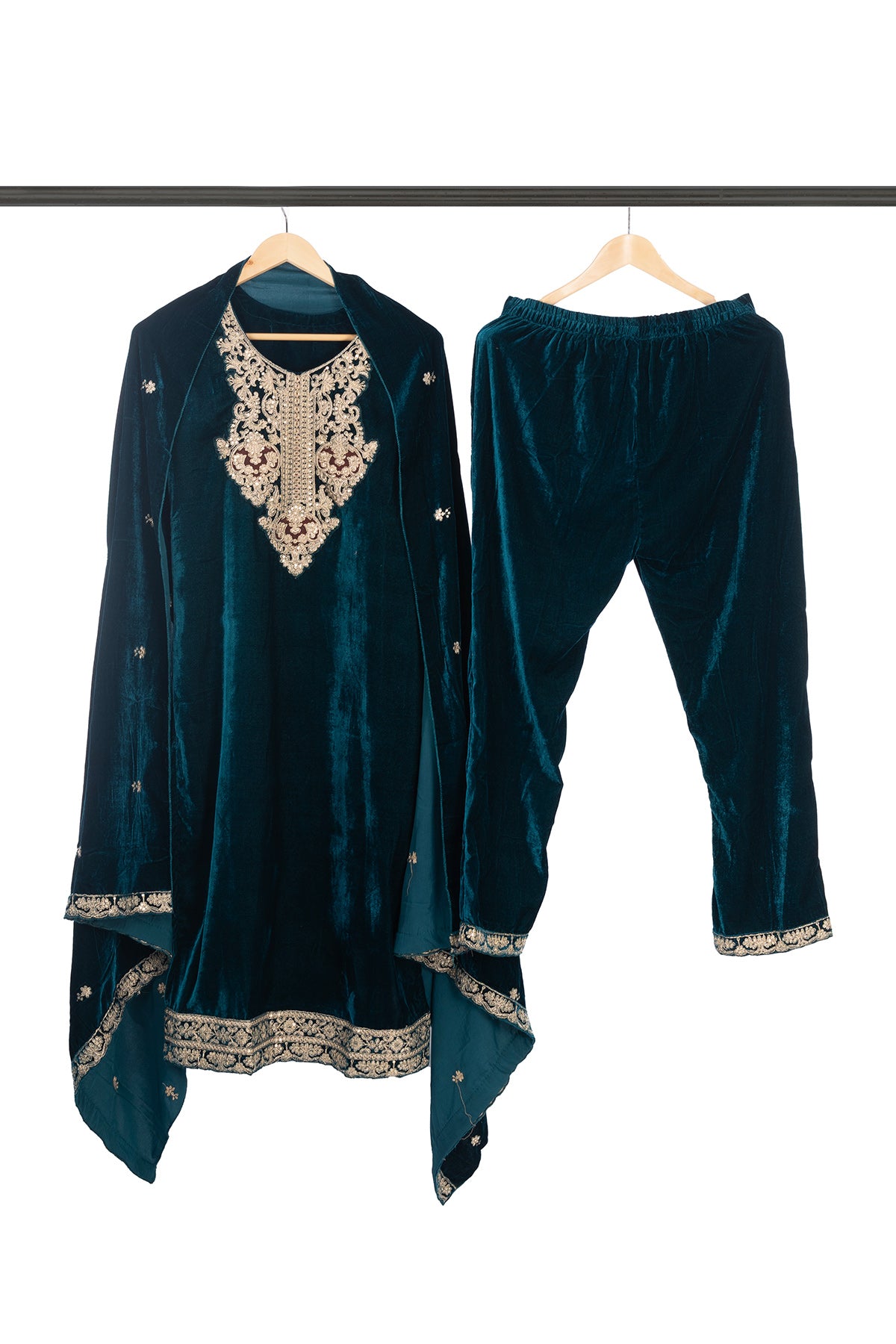 Silakaari Dilkash Dark Green Gold Sequin Patch Zardosi Pure Velvet Bridal Kurti pant set