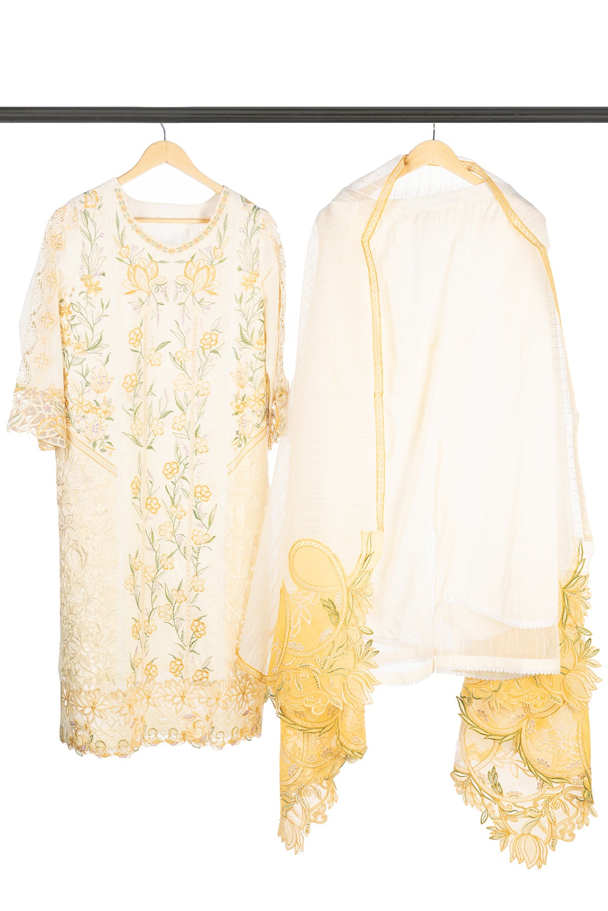 Silakaari Roomani Cream-Gold Heavy Organza Patch Fancy Dupatta Pakistani Ready-Made Dress
