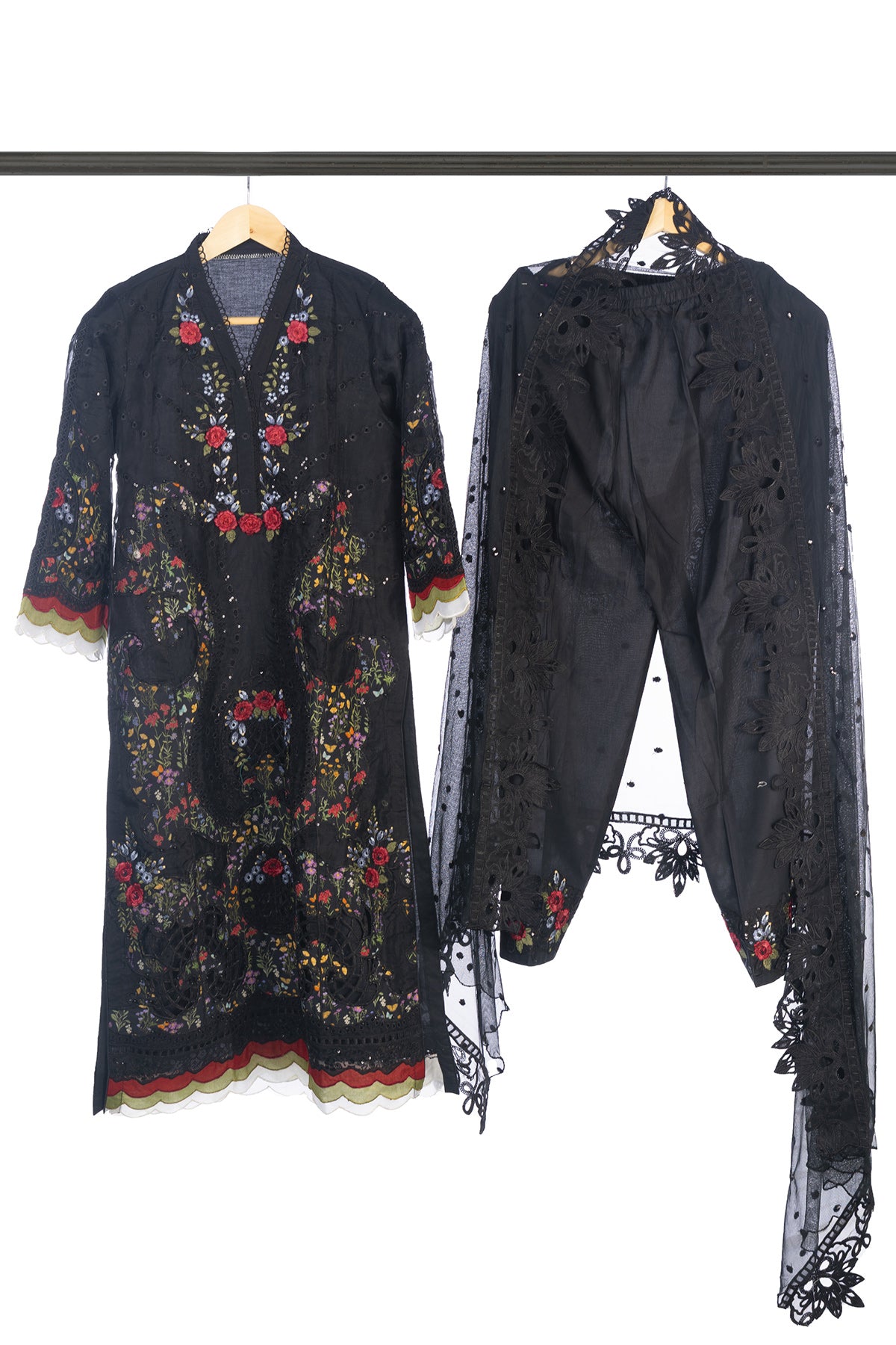 Silakaari Khilwat Pure Black Organza Heavy Embroidery Patch Work Pakistani Ready-Made Dress
