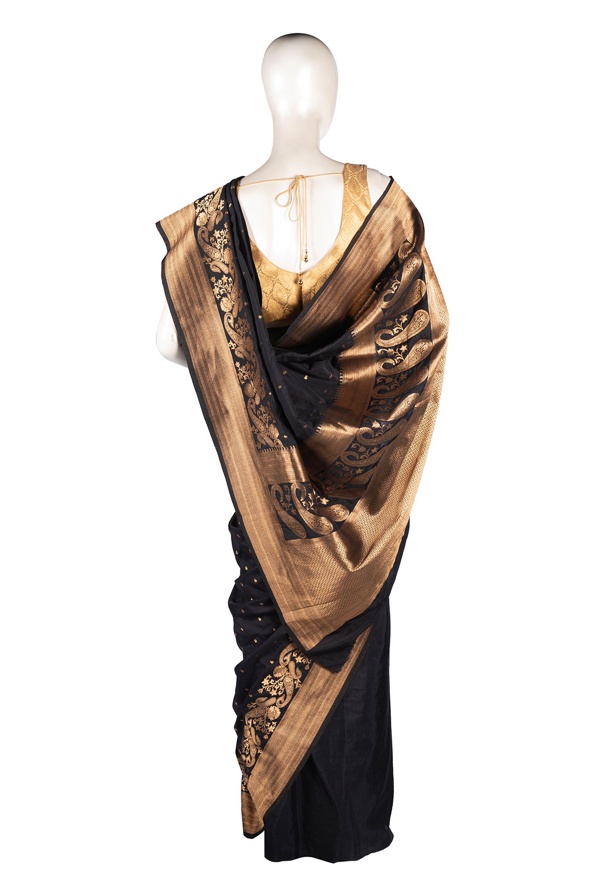 Silakaari Divine Black Soft Jacquard Banarasi Saree