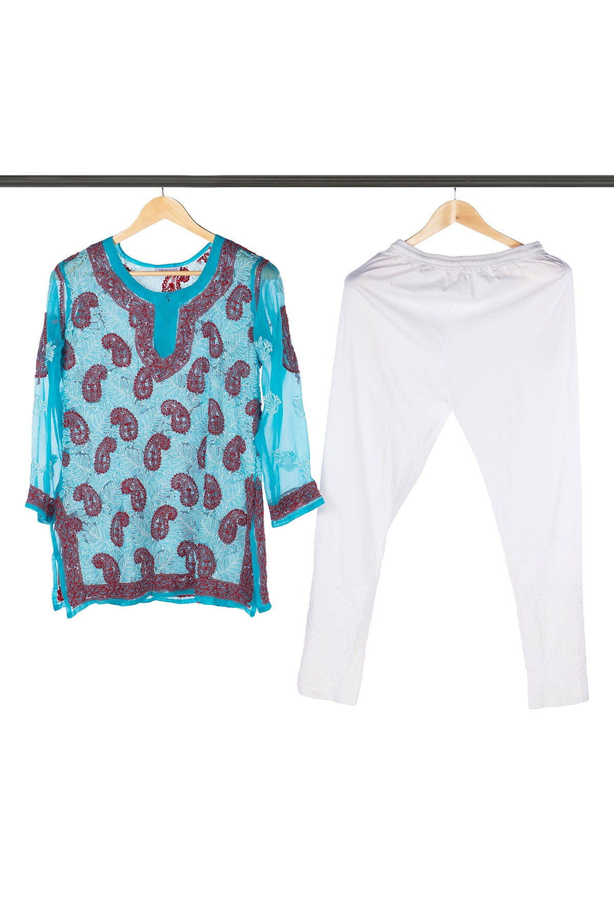 Silakaari Pure Georgette All Over Floral Soft Premium Lucknowi Short Kurti Slip With Pant Set