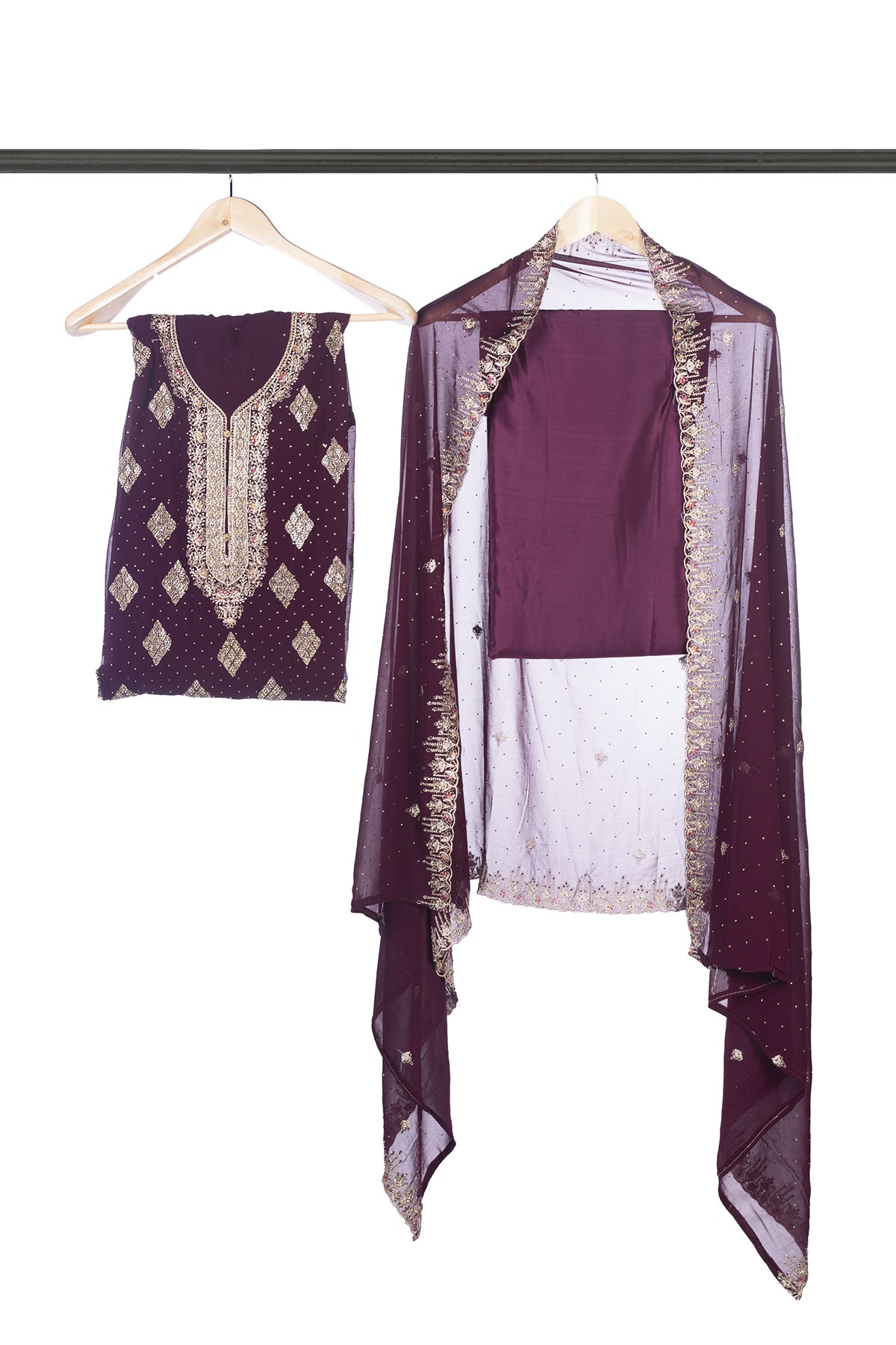 Silakaari Aashna Wine-Gold Pure Dimond Zari Heavy Georgette PartyWear Unstitched Suits